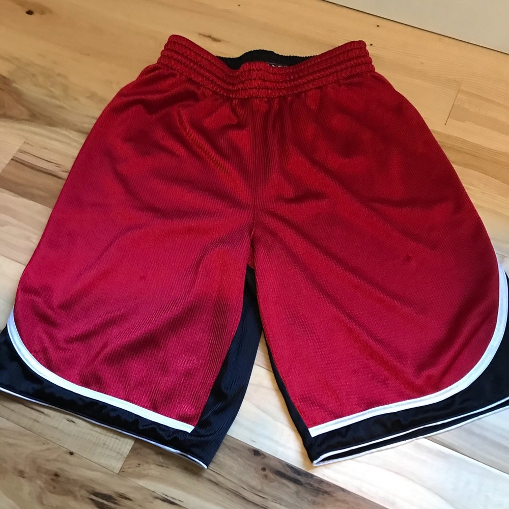 Men’s gym shorts
